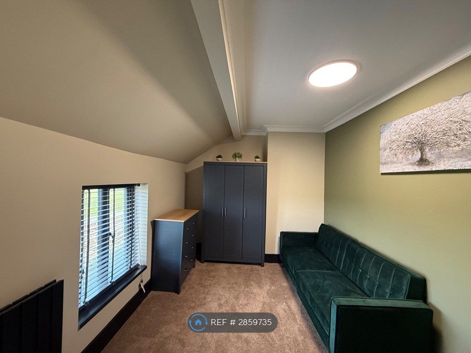 Property photo 3 of 30