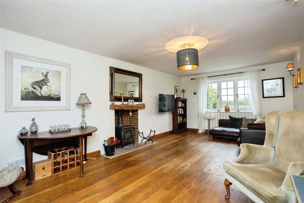 Property photo 2 of 17 Picture No. 02