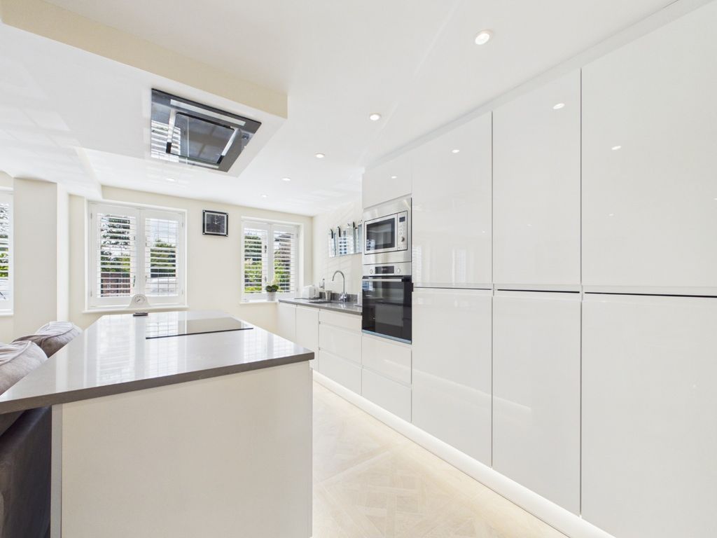 Property photo 3 of 39 5184465