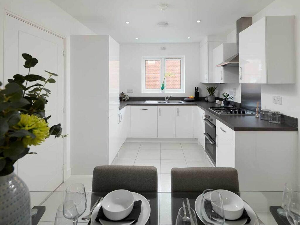 Property photo 3 of 5 Kitchen/Dining Area