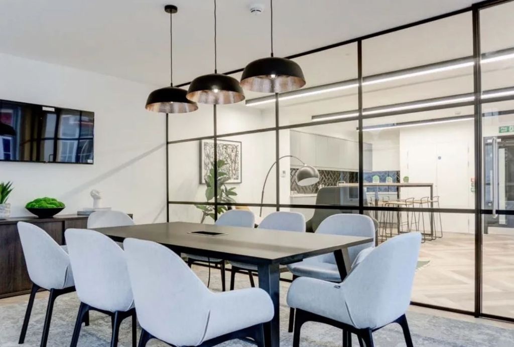 Property photo 2 of 7