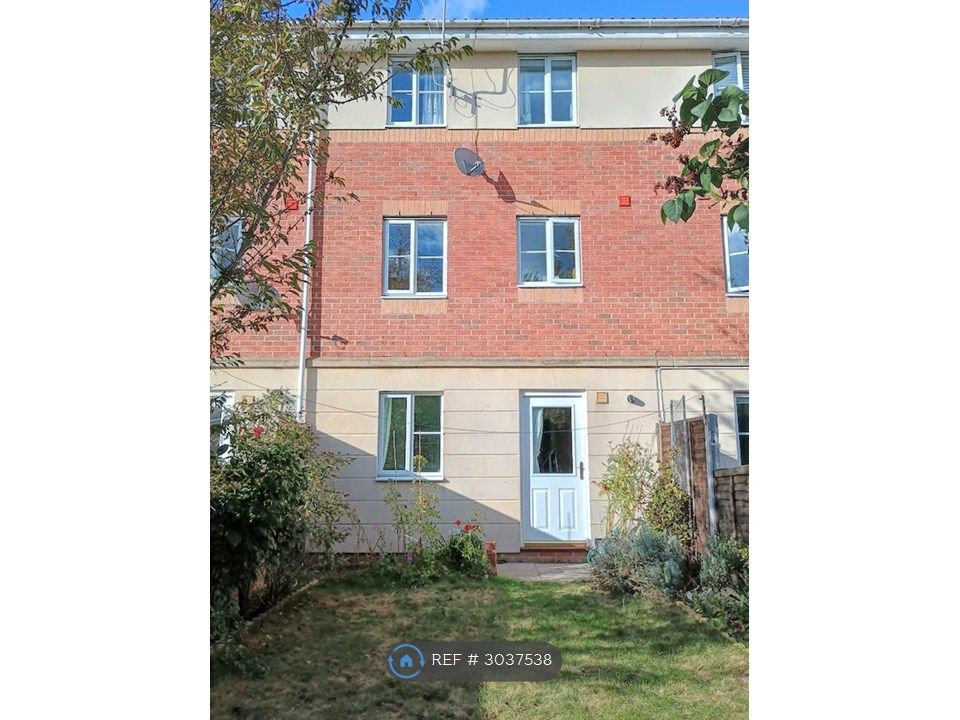 Property photo 2 of 27