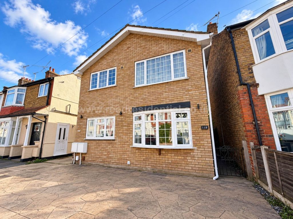 Property photo 1 of 6