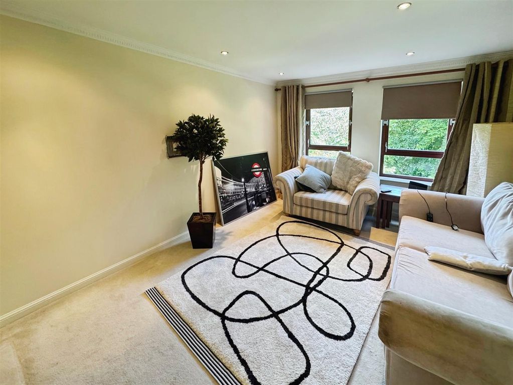 Property photo 3 of 13 3.Jpg