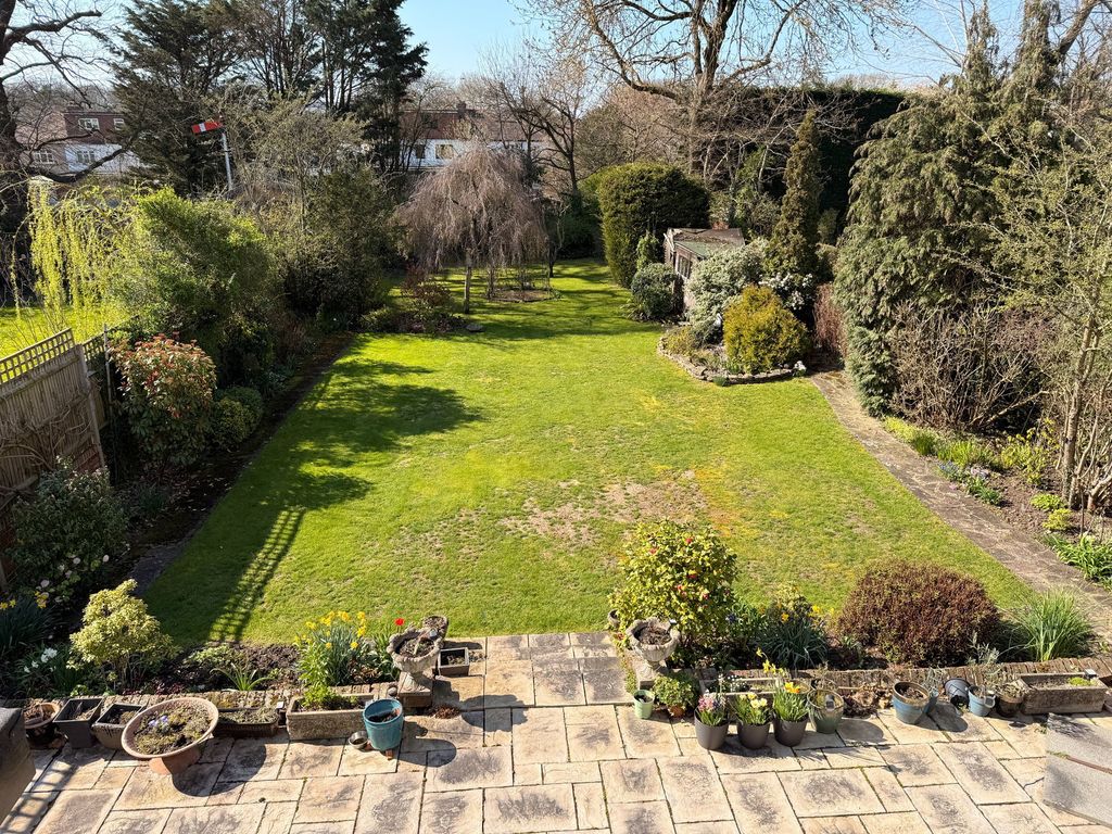 Additional image 4 of 5 bed detached house for saleOakhill Avenue, Pinner Village HA5