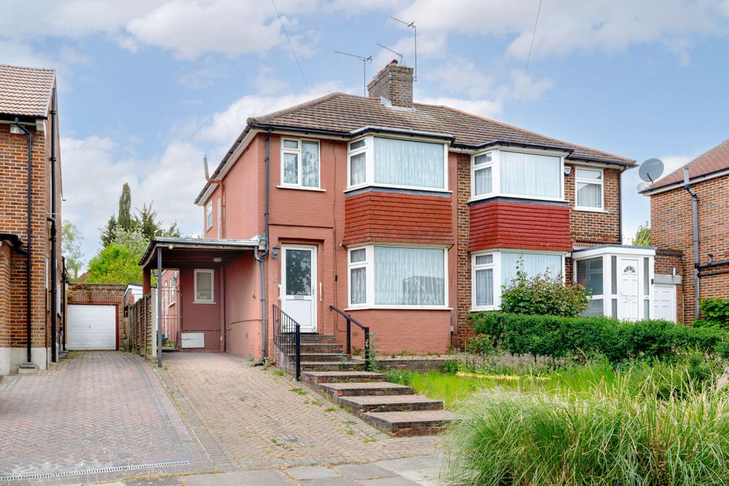 Property photo 1 of 30