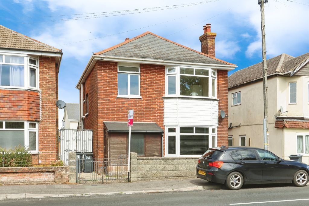 Property photo 1 of 17