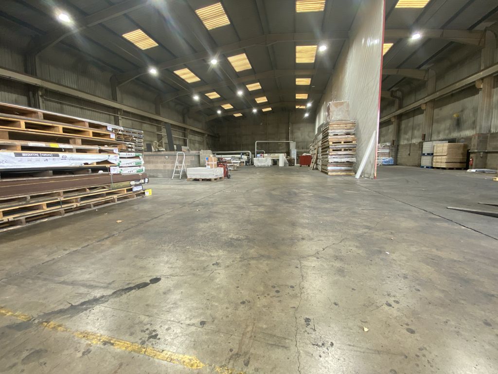 Property photo 3 of 9 Gallery