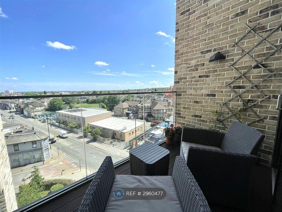 Property photo 2 of 13