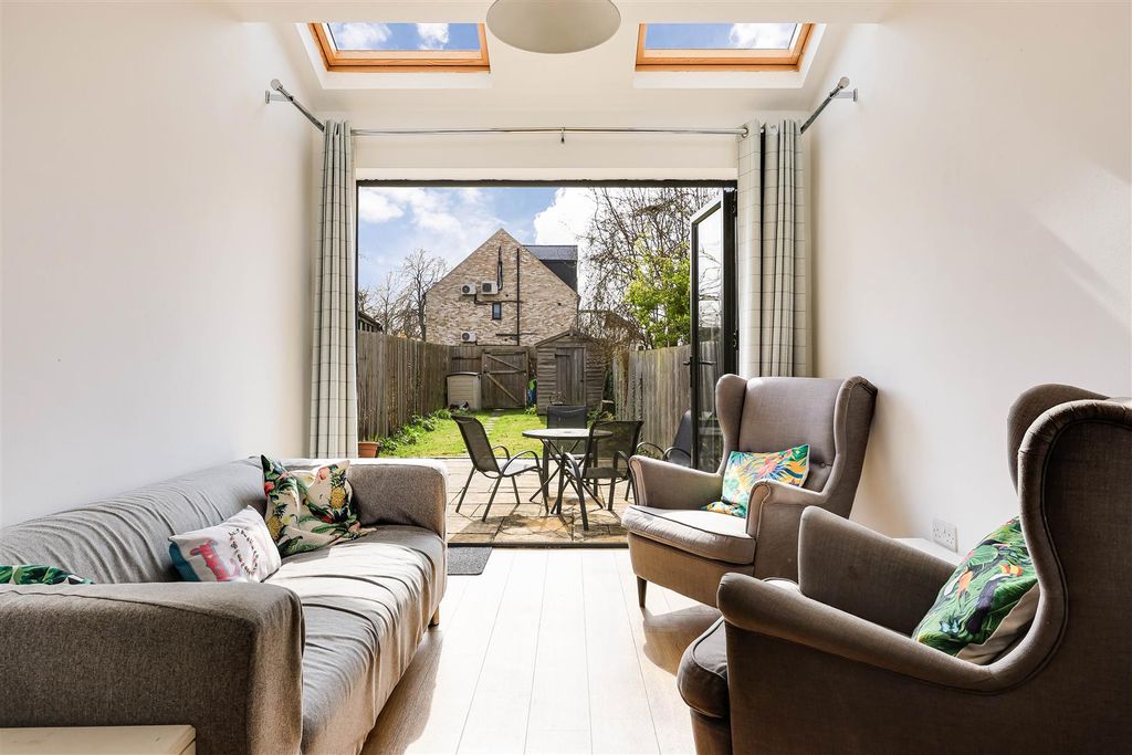 Property photo 3 of 16 Img_8460.Jpg