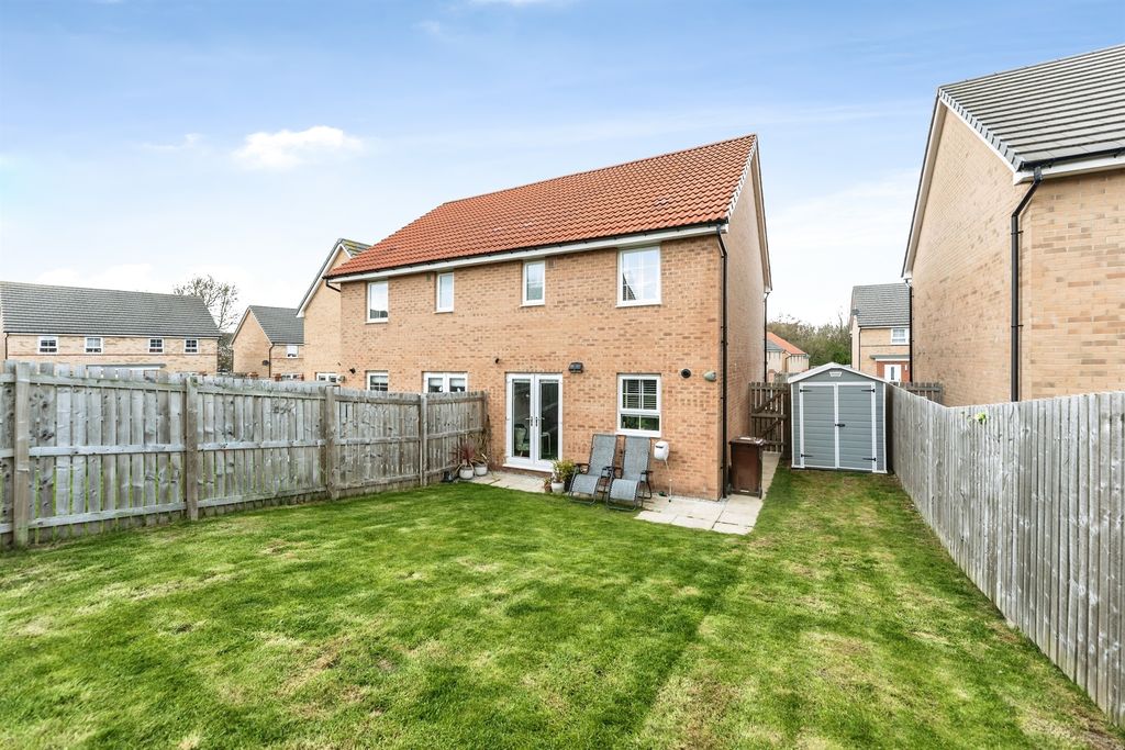 Property photo 2 of 14