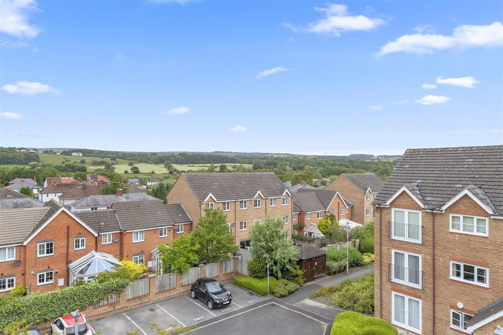 Additional image 6 of 2 bed flat for saleBlackthorn Road, Ilkley LS29