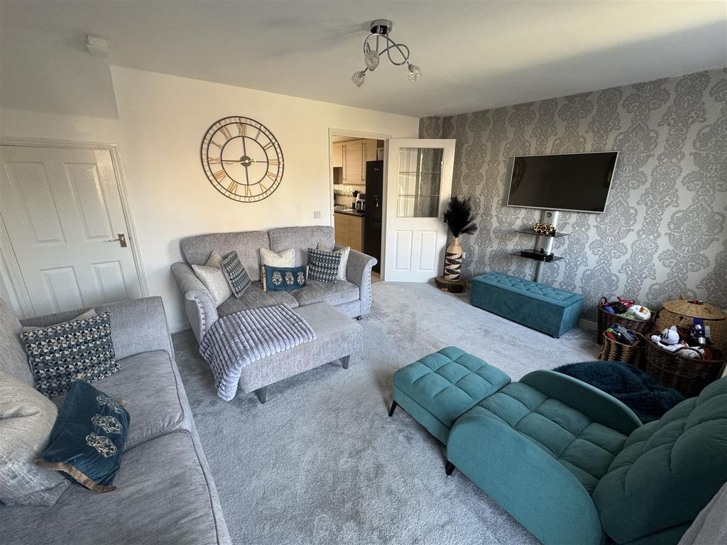 Property photo 1 of 16 Image001.Jpg