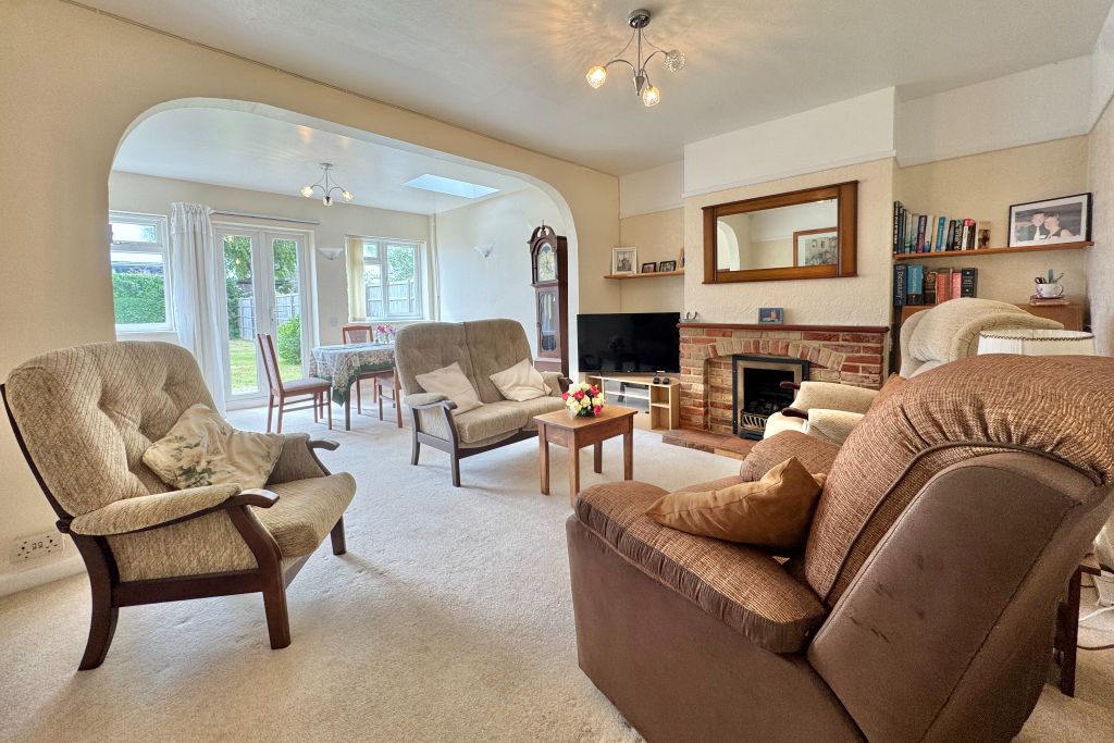 Property photo 2 of 13 Sitting Room
