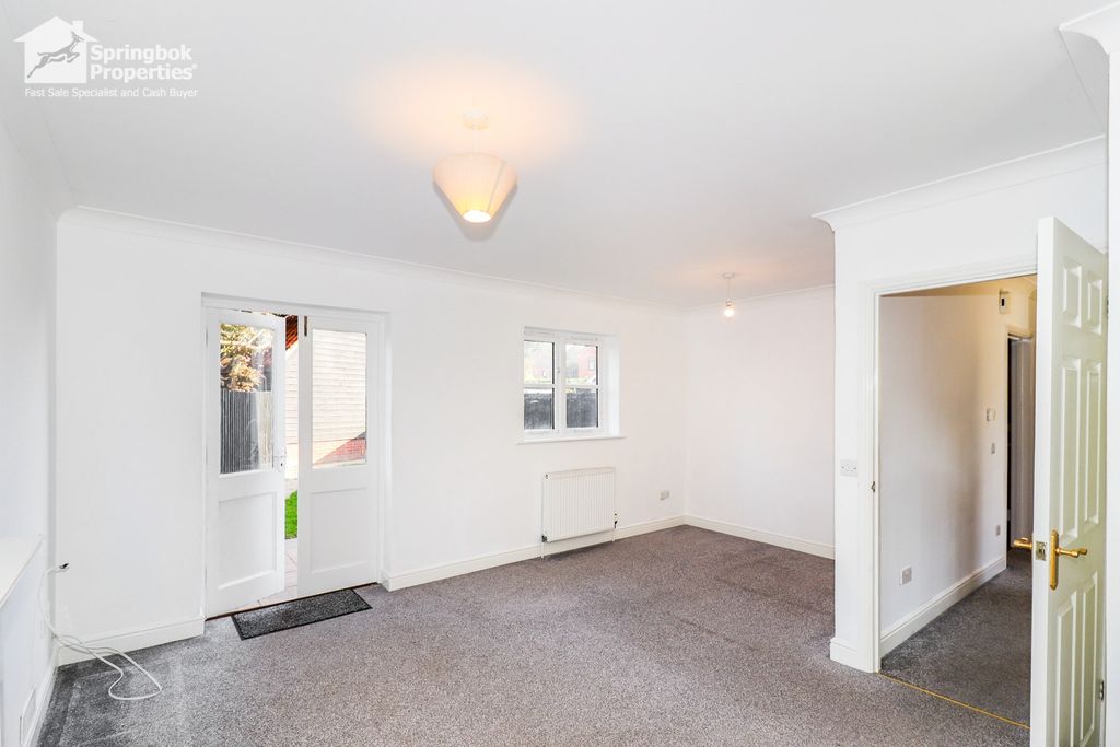 Property photo 3 of 21 Image 2