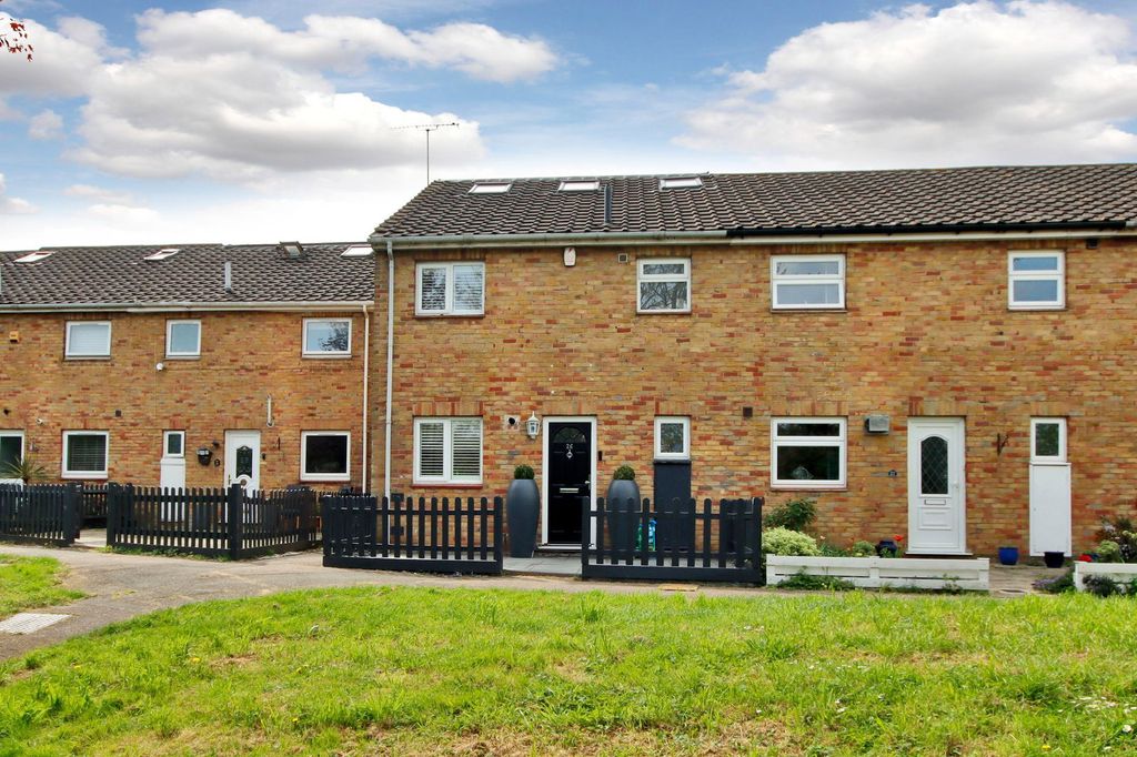 Property photo 1 of 23