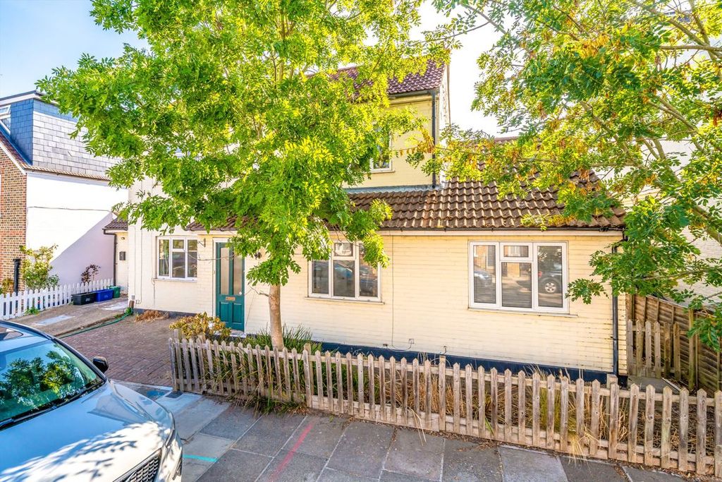Property photo 1 of 1