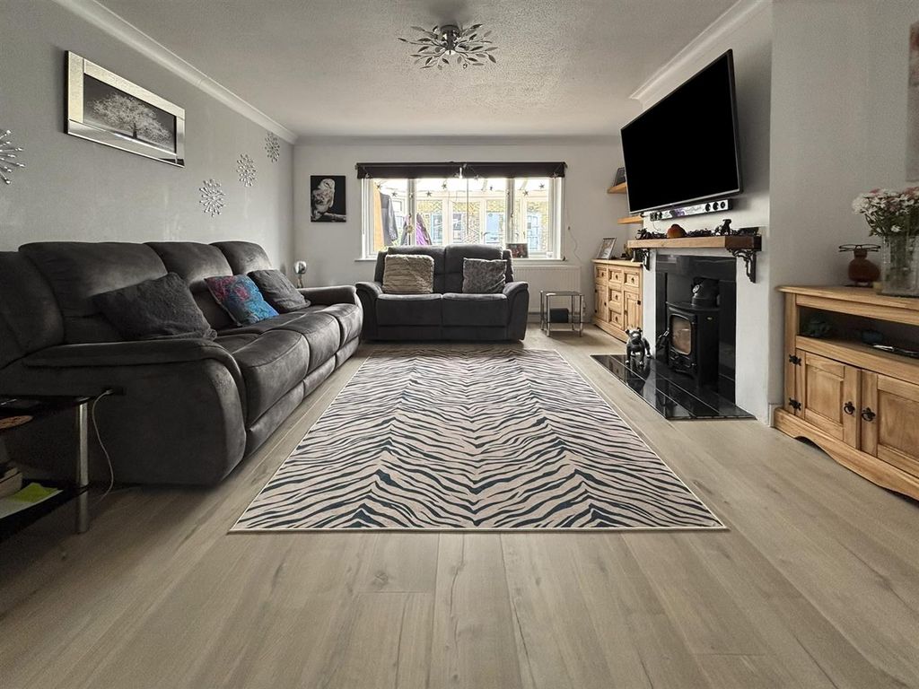Property photo 3 of 15 1_88653.Jpg
