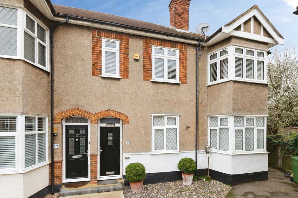 Property photo 1 of 16 Front