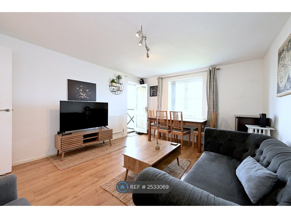 Property photo 3 of 22