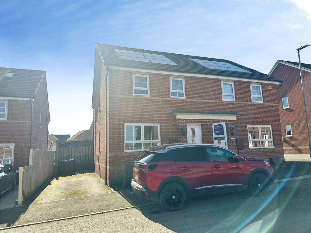 Property photo 1 of 23 Picture No. 04