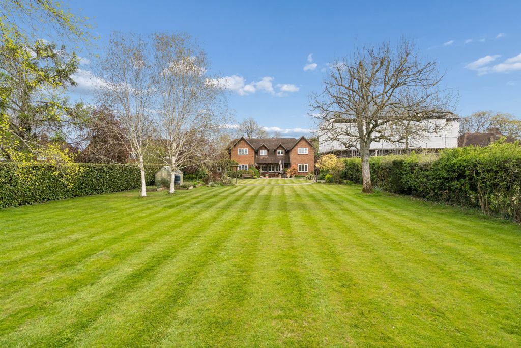 Property photo 1 of 13