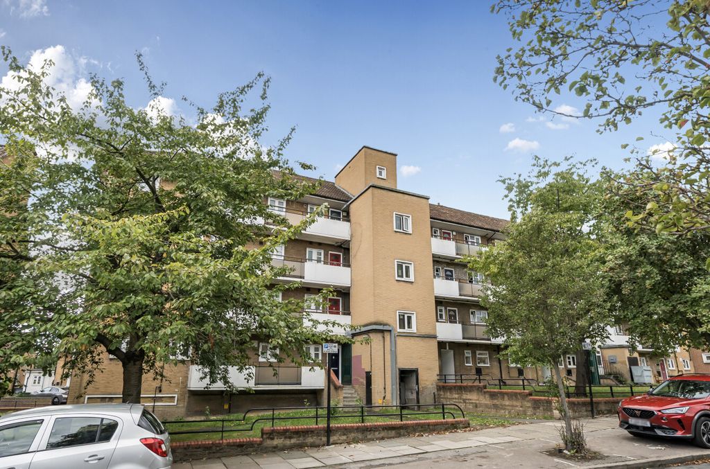 Property photo 1 of 11 1347653-1-68B9A9E...