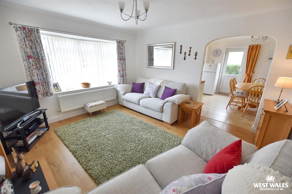 Property photo 2 of 22 11 (45).Jpg