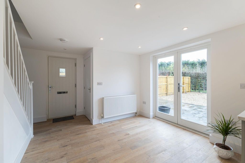 Property photo 3 of 15 Image