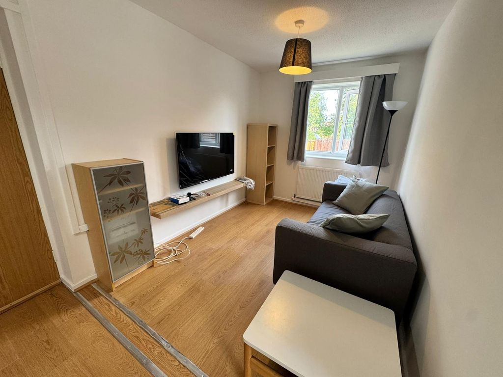 Property photo 3 of 11 Picture No. 04