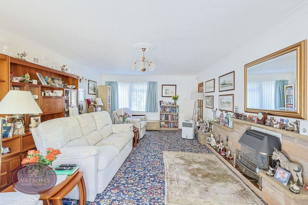 Property photo 3 of 32