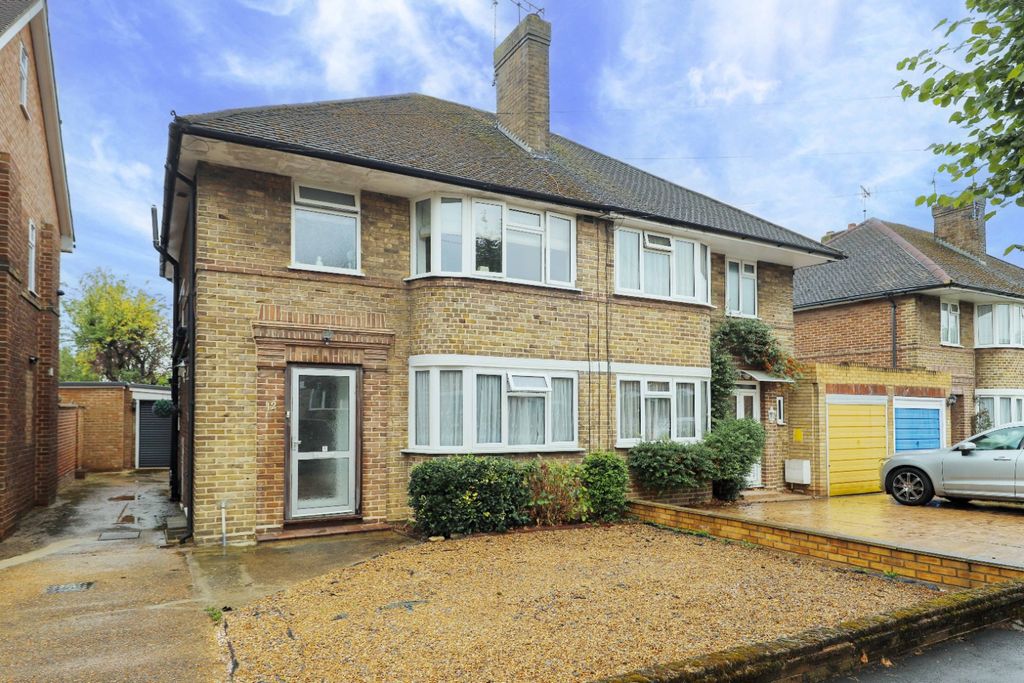 Property photo 1 of 10 4170850