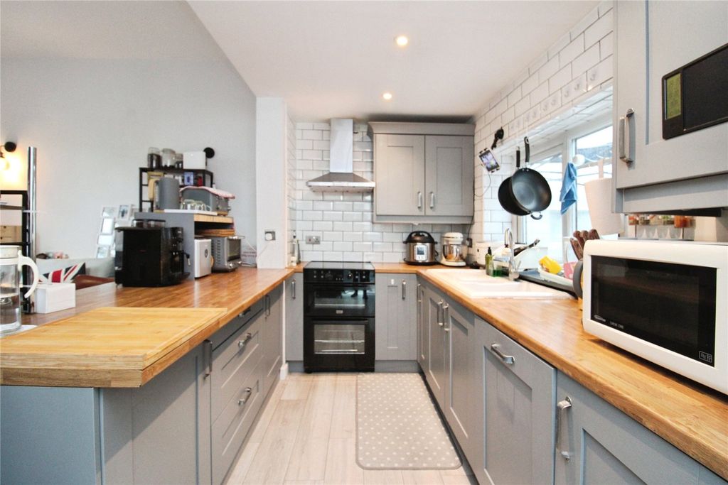 Property photo 3 of 12 Picture No. 09