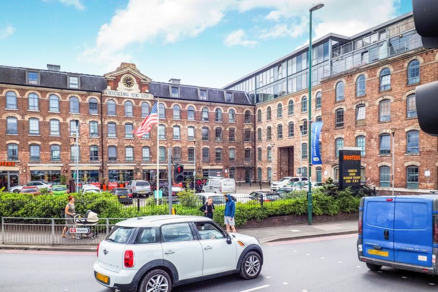 Property photo 1 of 12