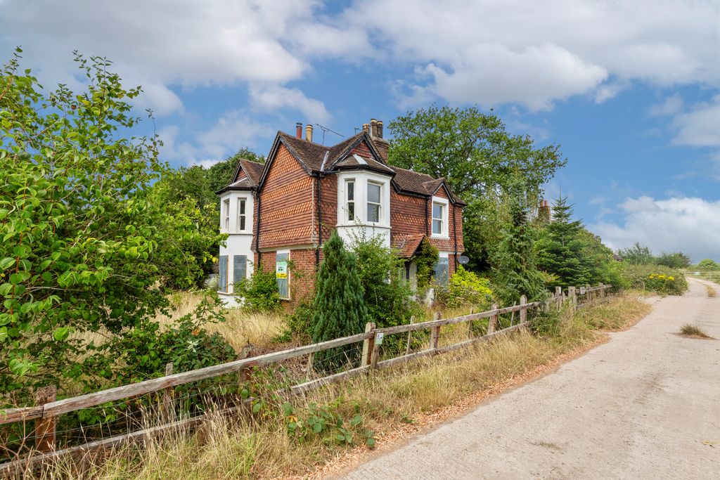 Property photo 3 of 73 Westpark Villa The Old Dairy And West Park Farm Buildings, New Chapel, Surrey Rh7 6Ht