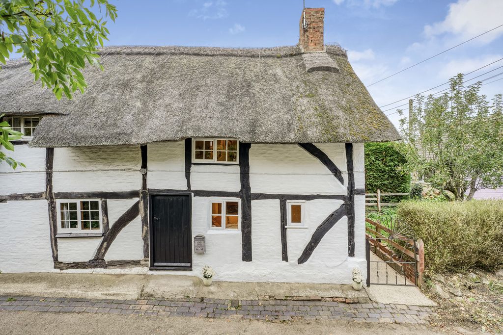 Property photo 1 of 36