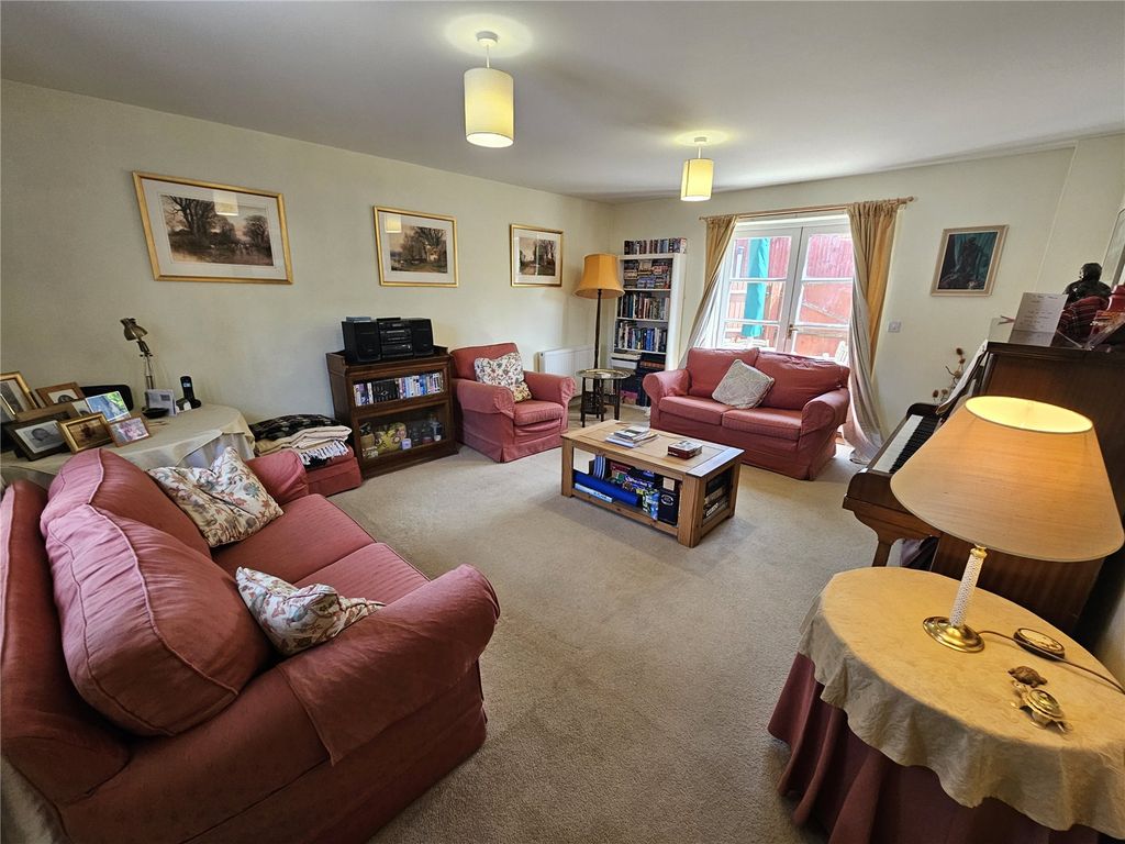 Property photo 2 of 10 Picture No. 02