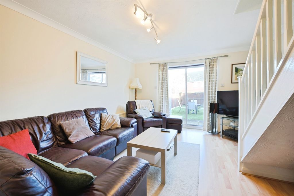 Property photo 3 of 12