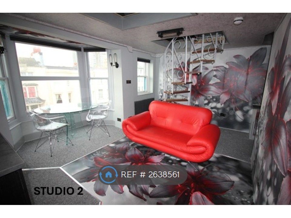 Property photo 2 of 5