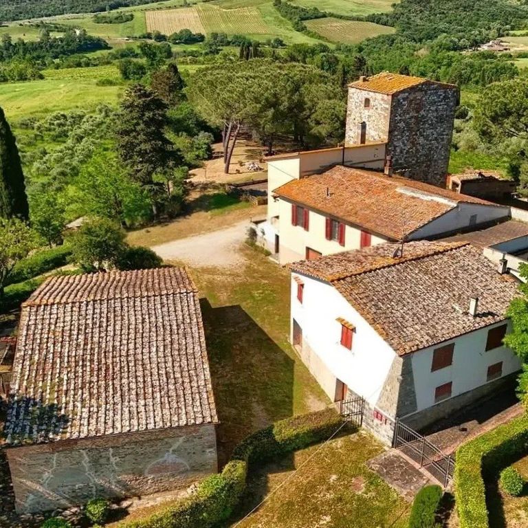 Property photo 1 of 16 Charming Farm In Tuscany's Gambassi Terme