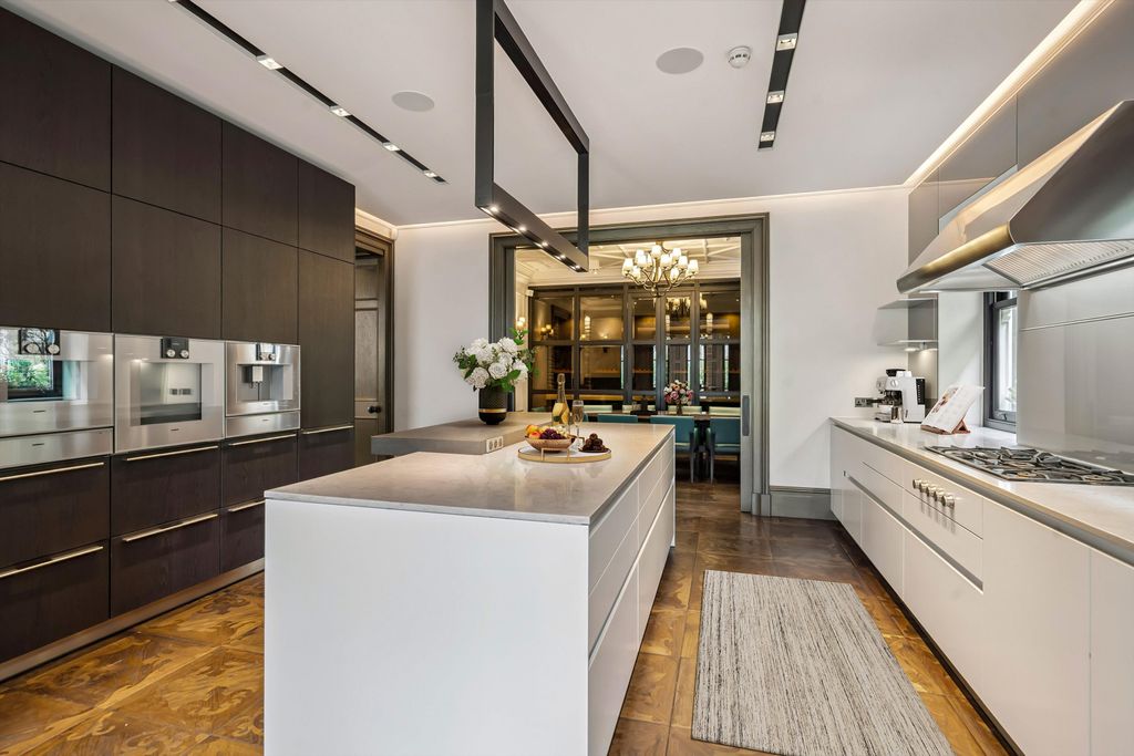 Property photo 2 of 16 Image