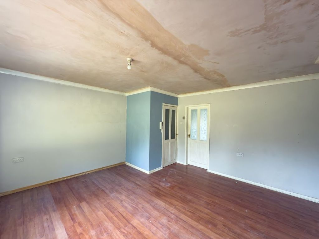 Property photo 2 of 10 Image 2