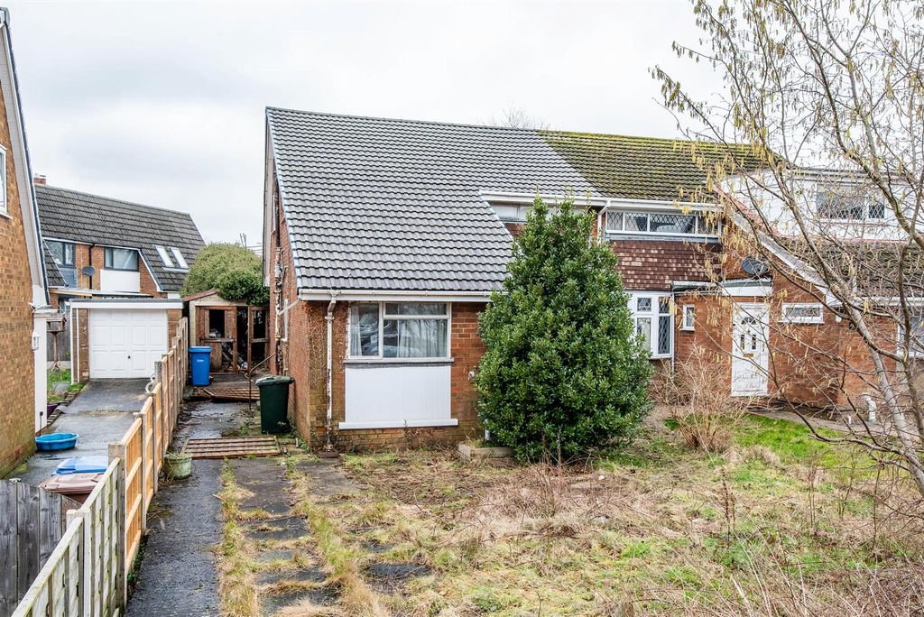 Property photo 1 of 19 Front External