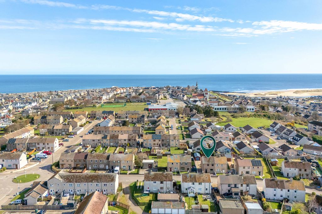 Property photo 3 of 21