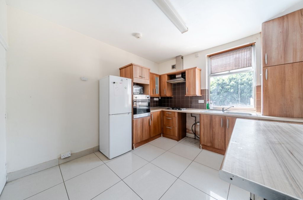 Property photo 3 of 9 Best Estate Agent Sheffield
