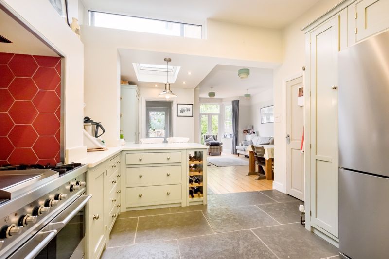 Property photo 2 of 22 Kitchen