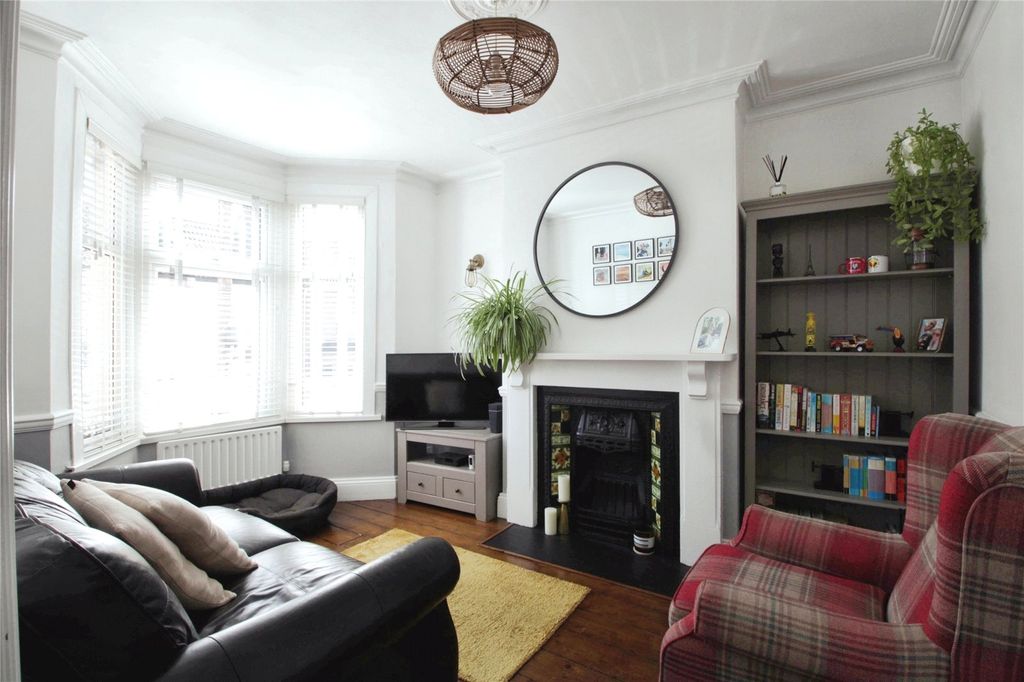 Property photo 2 of 25 Picture No. 20