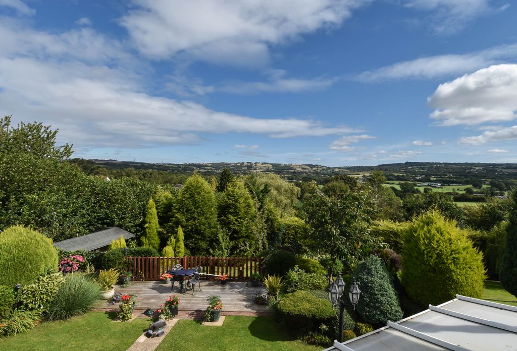 Property photo 2 of 30 Photo 2