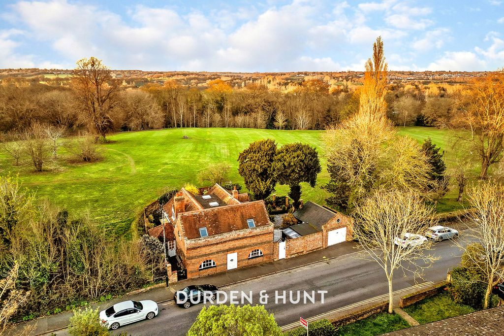 Property photo 1 of 38