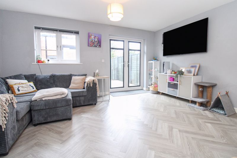 Property photo 2 of 14 Photo 23